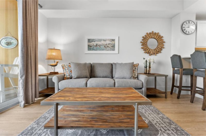 Building Photo - 15928 Front Beach Rd