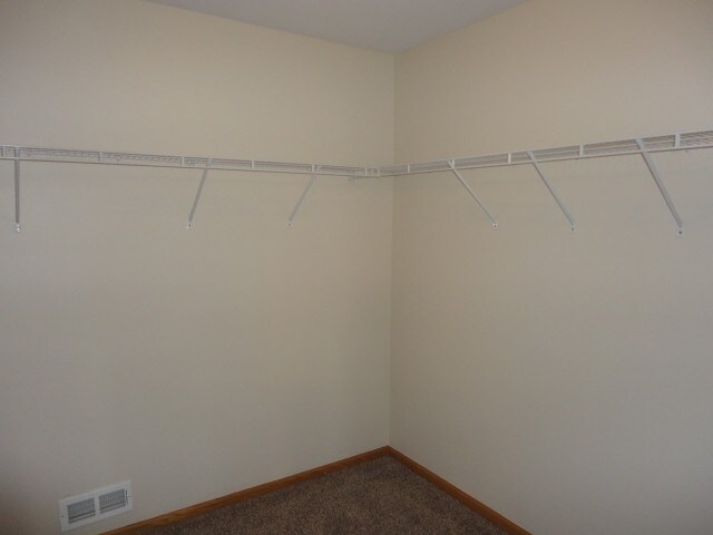 Building Photo - 8058 W Rosebury Dr