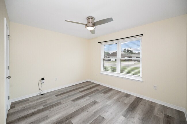 Building Photo - 25930 Overton Dr