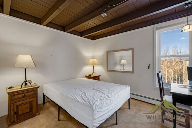 Building Photo - 2300 Lodgepole Cir