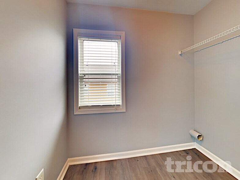 Building Photo - 205 Ledgewood Mill Way NE