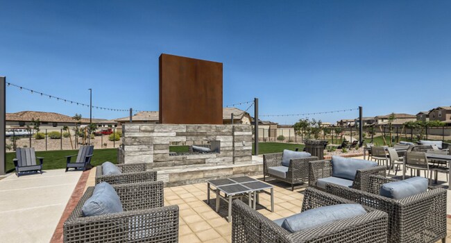 Building Photo - Like Brand New Luxurious Modern 3 Bedroom 2 Bath Townhome in Warner Meadow – Rare Rental Opportun...