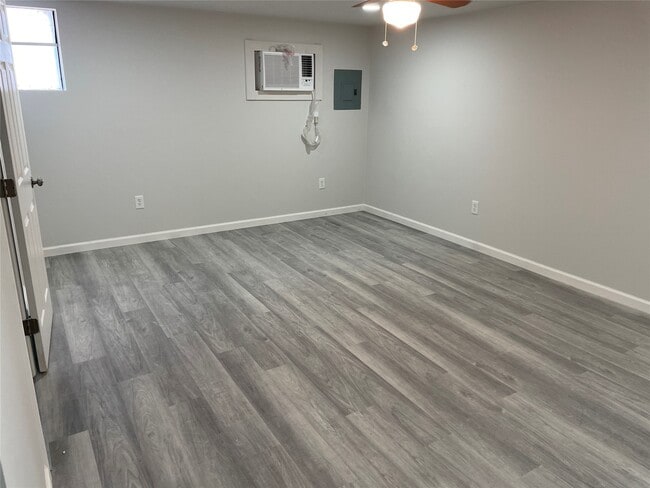 Building Photo - 1517 31st St