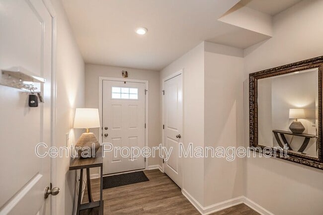 Building Photo - 225 Coldwater Creek Ct