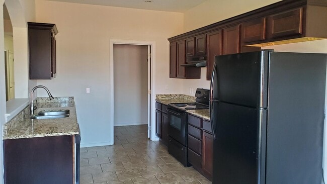 Building Photo - 3621 Scarlet Ln