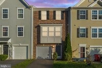 Building Photo - 252 Rumbling Rock Rd