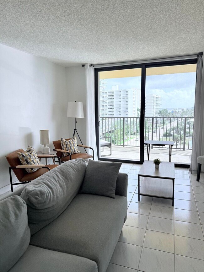 Building Photo - 801 N Ocean Blvd