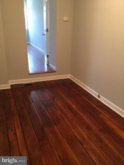 Building Photo - 2445 E Huntingdon St