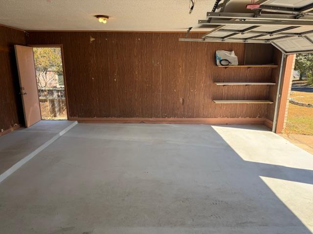 Building Photo - 8908 Viking Dr
