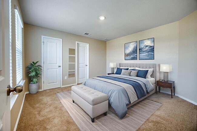 Building Photo - 3BD/2.5BA– ELECTRICITY INCLUDED!