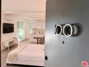 Building Photo - 5805 W 8th St