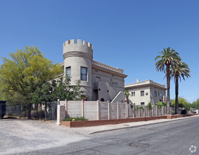 Building Photo - The Castle Apartments