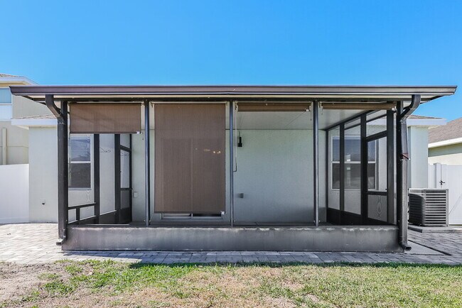 Building Photo - 568 Vista Ridge Dr