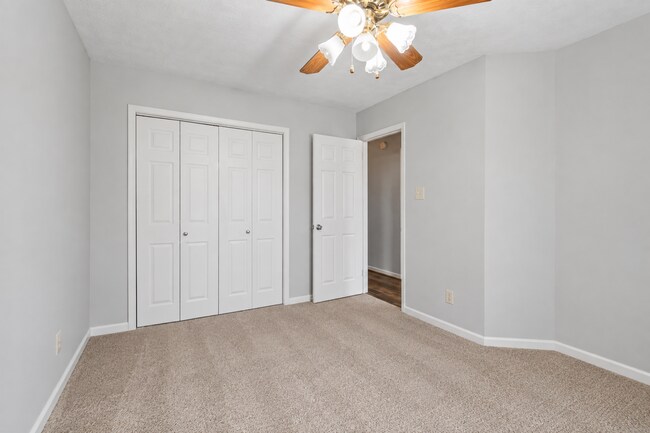 Building Photo - 539 Shelia Boulevard