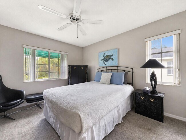 Building Photo - 388 Belina Dr