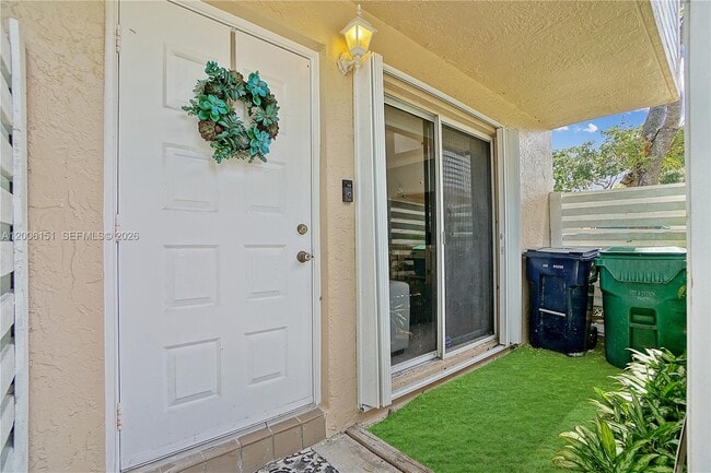 Building Photo - 14330 SW 97th Ln