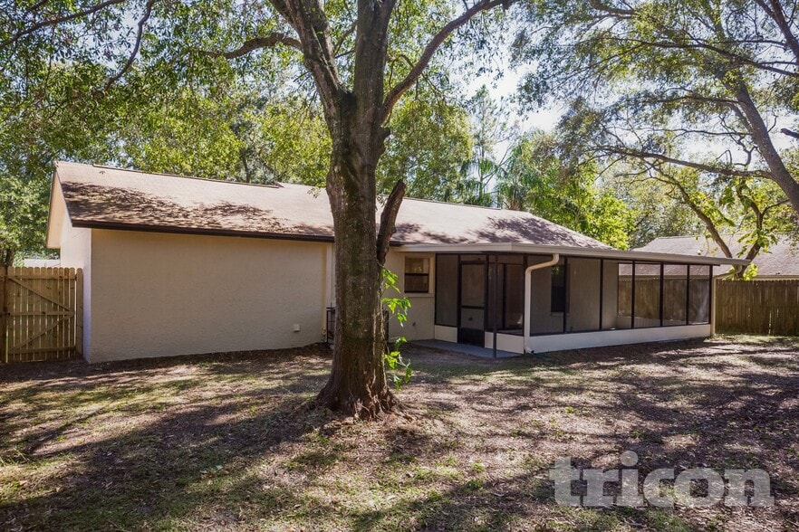 Building Photo - 1710 Newland Pl