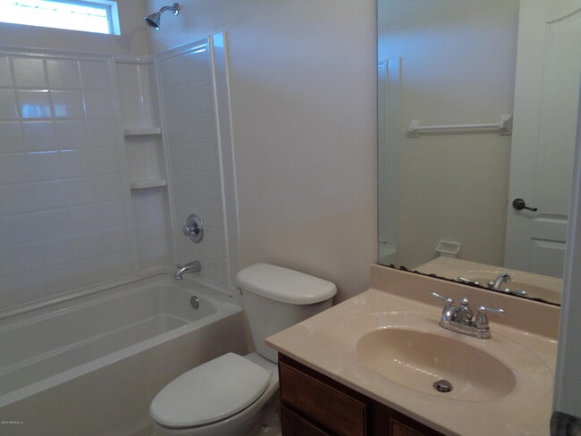 Building Photo - 682 Candlebark Dr