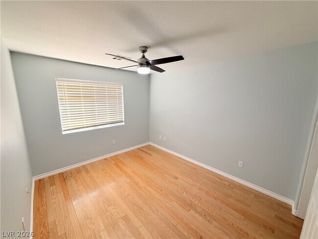 Building Photo - 7914 Villa Pintura Ave