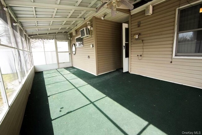 Building Photo - 32 Needle Ln