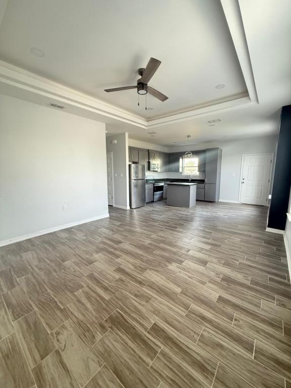 Building Photo - 3921 Las Vistas Ln