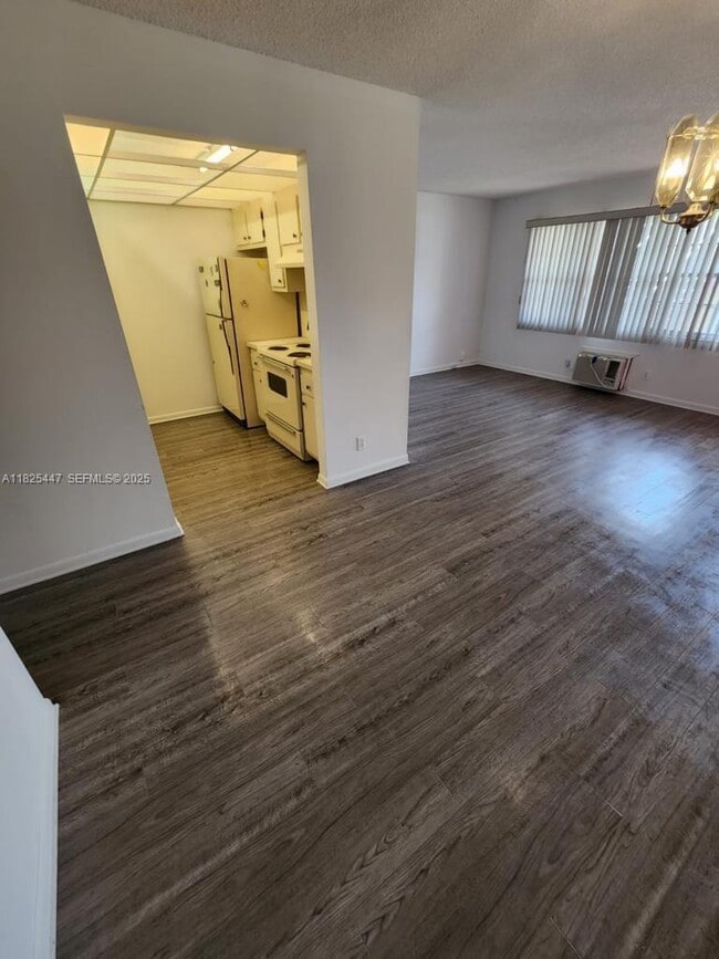 Building Photo - 151 SW 134th Way