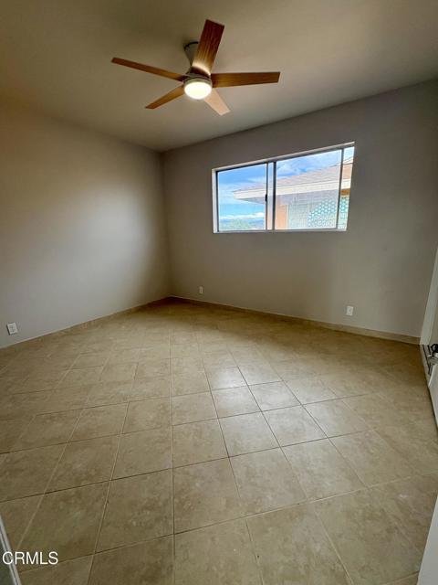 Building Photo - 1951 N Ventura Rd