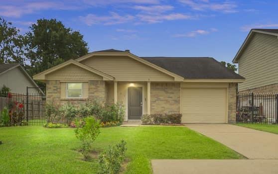 Building Photo - 3467 Overcross Dr