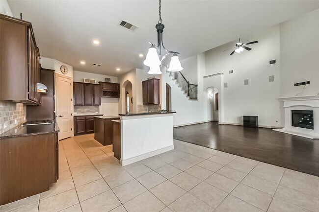 Building Photo - 9634 Lansing Meadows Dr