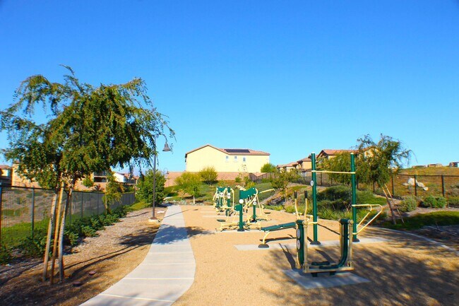 Building Photo - 3 Bed | 2.5 Bath | 1,733 Sq Ft | Built 2021 | Gated Community