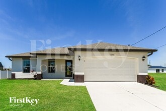 Building Photo - 1023 NW 22nd Terrace