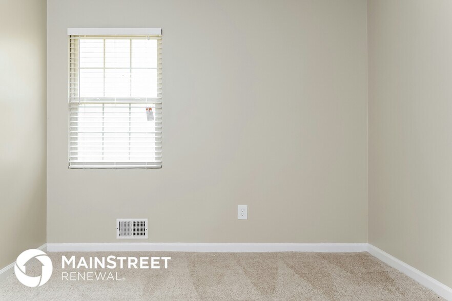 Building Photo - 85 Highland Dr