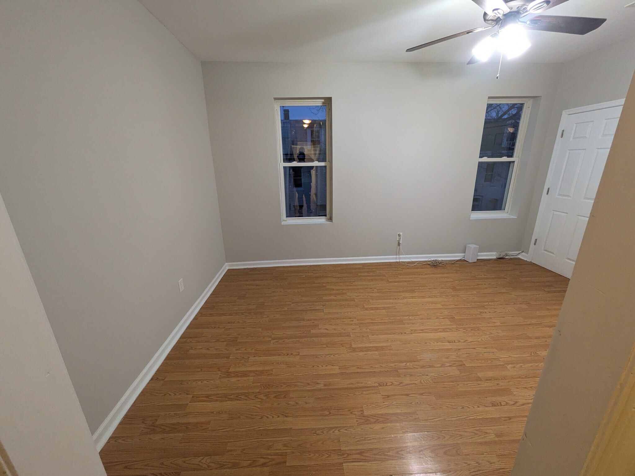 Building Photo - 653 Chain St