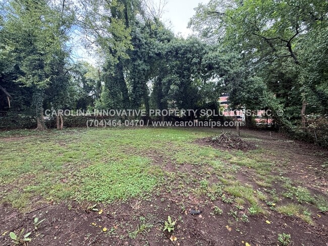 Building Photo - 363 Ebenezer Ave