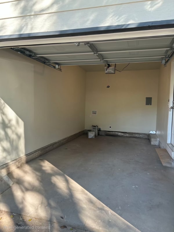 Building Photo - 5605 Hiett Ct