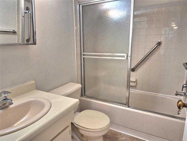 Building Photo - 3025 Bonaventure Cir