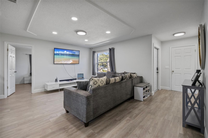 Building Photo - 114 Inwood Cir