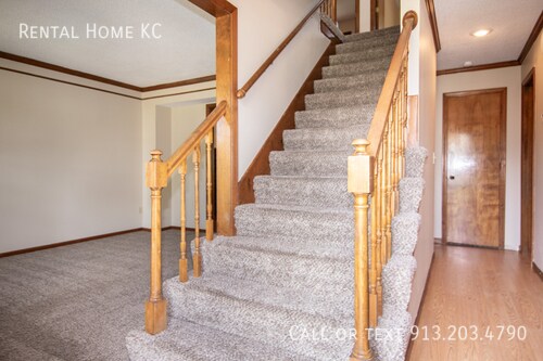 Building Photo - 11602 Monrovia-