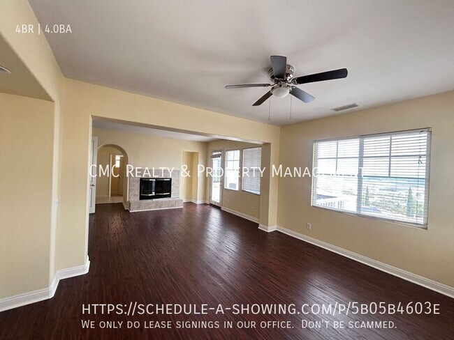 Building Photo - 2541 Hillcrest St