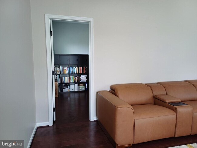 Building Photo - 25501 Emerson Oaks Dr