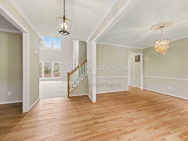 Building Photo - 6034 Sumner Rd