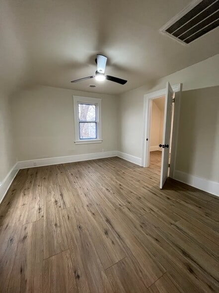 Living Room - 1380 E 43rd St