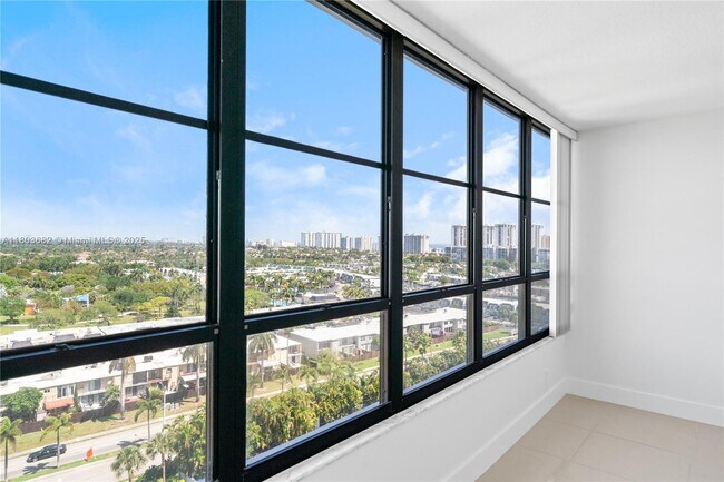 Building Photo - 600 Three Islands Boulevard