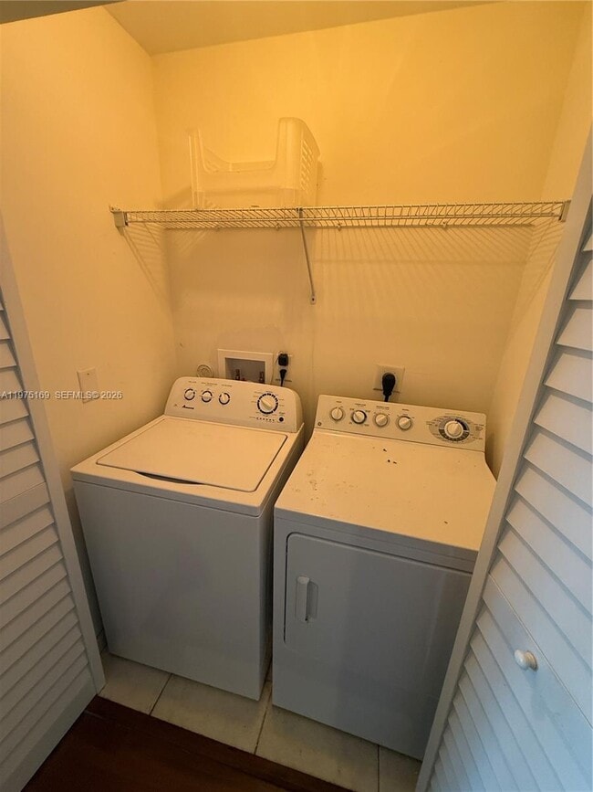 Building Photo - 3340 NE 190th St