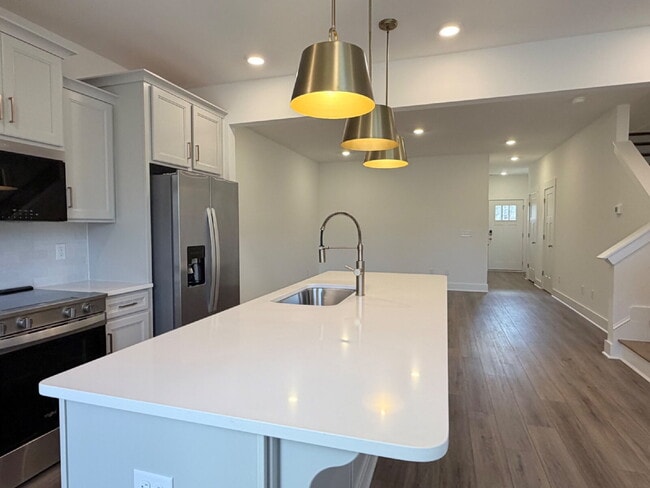Building Photo - Brand-New 3BR Townhome with Garage in Clayton Crossing