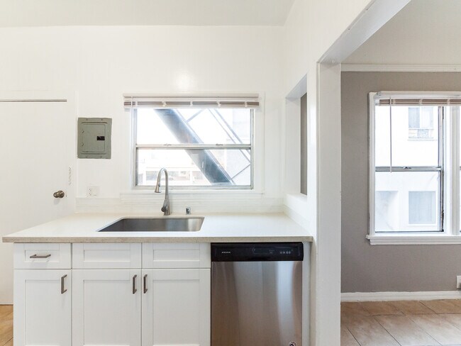 Building Photo - 209 N Berendo St