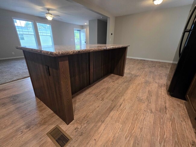 Building Photo - 4548 Spruce Ct