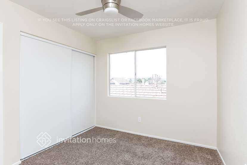 Building Photo - 23784 Sierra Oak Dr