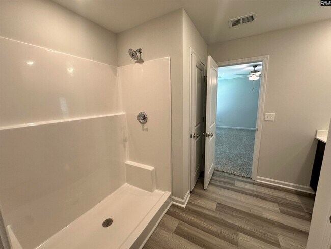 Building Photo - 907 Blenheim Wy