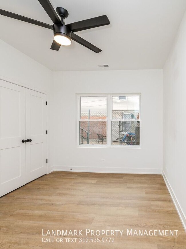 Building Photo - 1726 W Cullerton St
